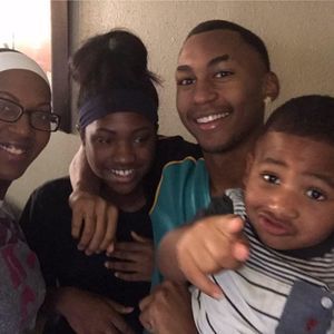 Meet your Posher, Yvette